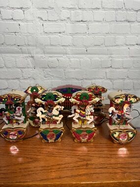 MR. CHRISTMAS Vintage Musical Carousel Horses Lights Music & Movement
